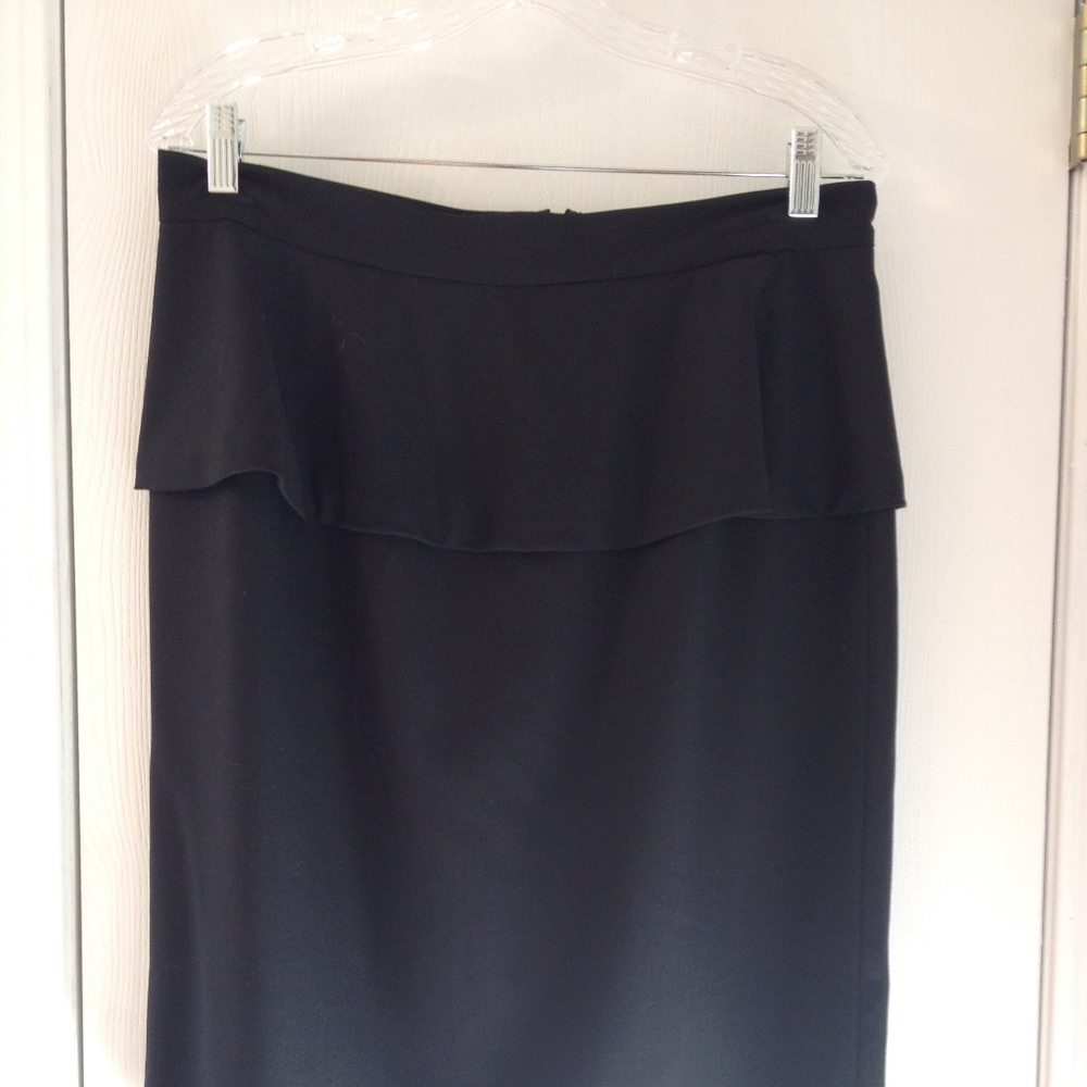 Vince Camuto Black Flirty Skirt
